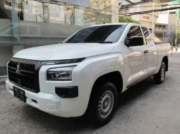 2025 MITSUBISHI TRITON CAB 2.4 ACTIVE เกียร์ธรรมดา สีขาว วิ่งน้อย 6,241 กม รถสวยสภาพใหม่ ฟรีดาวน์