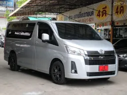 2024 Toyota HIACE 2.8 GL Van