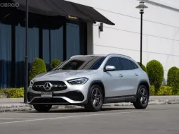 Mercedes-Benz GLA-Class 1.3 GLA200 2023 รถมือเดียว ไมล์น้อย สีเดิมทั้งคัน 