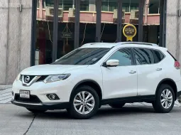 Nissan X-trail 2.0V 4x4WD ปี 2015 รถมือเดียว ขายถูกมาก 