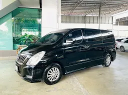 HYUNDAI H-1 2.5 DELUXE ปี 2018