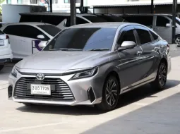 2022 Toyota Yaris Ativ 1.2 Sport รถเก๋ง 4 ประตู 