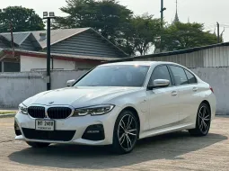 BMW 3 Series 330e 2020 รถสวยไมล์น้อย มือเดียวป้ายแดง เจ้าของขายเอง  