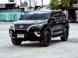 2019 Toyota Fortuner 2.4 V SUV ฟรีดาวน์