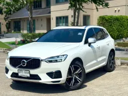 Volvo XC60 2.0 T8 R-Design 4WD ปี 2019 สภาพดีเยี่ยม พร้อมใช้งาน. 
