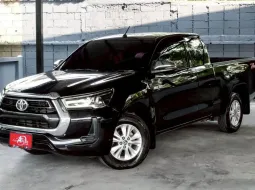 TOYOTA HILUX REVO 2.4 Z EDITION MID CAB A/T ปี2021 จด ปี2022(mnc) โฉมหมูป่า สีดำ