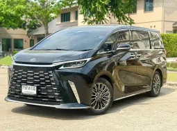 2025 Lexus LM350h 2.5 Executive 7-Seater  รถตู้/MPV รถบ้านแท้ ไมล์น้อย 700 km 
