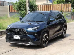 2024 Toyota Yaris Cross 1.5 HEV PREMIUM รถเก๋ง 5 ประตู 