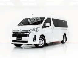 3B448 TOYOTA COMMUTER 2.8 AT 2024