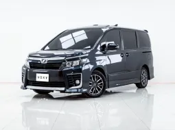 4B201 TOYOTA VOXY 2.0 ZS 2016