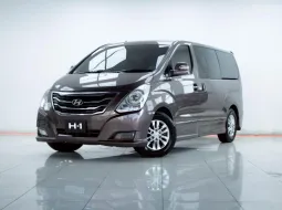 2B350 HYUNDAI H-1 2.5 ELITE AT 2015