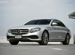 Benz E300e Avantgarde ปี 2020  หารถวิ่งน้อย ราคาไม่ข้ามล้าน รถสวย พร้อมใช้งานทันที 