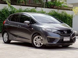 Honda Jazz 1.5 i-VTEC 2017 รถบ้านประวัติดีจัดไฟแนนซ์ง่าย