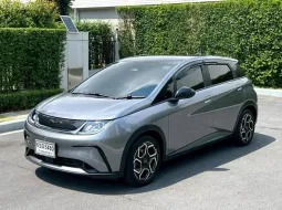 2025 BYD Dolphin EXTENDED Range 44.9 kWh รถเก๋ง 5 ประตู  รถบ้านแท้ ไมล์น้อย  