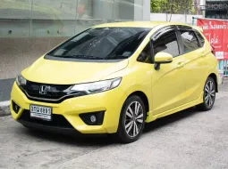  2014 HONDA JAZZ 1.5 SV รถเจ้าของเดียว ไม่เคยชนหนัก พลิกคว่ำ น้ำท่วม เข้าศูนย์ฮอนด้าตลอดทุกระยะ