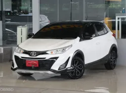 Toyota YARIS 1.2 Mid CROSS ปี 2020 ไมล์แท้3,xxxโล 10000000% รถบ้านมือเดียว สวยเดิม ออกรถ0บาท