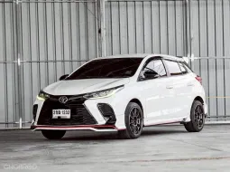 TOYOTA YARIS 1.2 SPORT Hatchback 2022