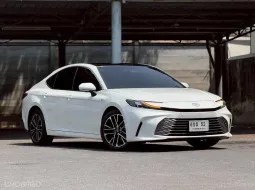 2025 Toyota CAMRY 2.5 HEV Premium Luxury รถเก๋ง 4 ประตู รถบ้านแท้ ไมล์น้อย  