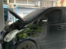 2011 Hyundai H-1 2.5 Executive รถตู้/VAN รถบ้านมือเดียว