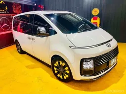 2023 Hyundai STARIA 2.2 Premium with Sunroof รถตู้/MPV รถบ้านมือเดียว ไมล์น้อย 