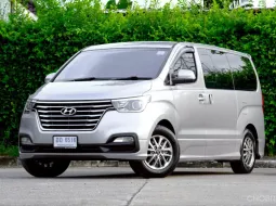 2019 Hyundai H-1 2.5 Elite รถตู้/VAN รถบ้านแท้  ไมล์น้อย  มือเดียวป้ายแดง  