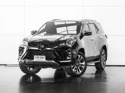 2019 Toyota Fortuner 2.8 Legender SUV รถบ้านมือเดียว
