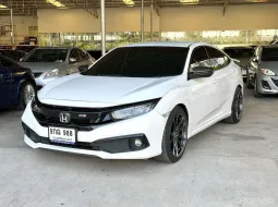 Honda Civic FC 1.8E RS ปี 2019 สีขาว