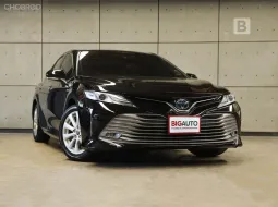2019 Toyota CAMRY 2.5 Hybrid Premium Sedan AT ไมล์แท้ 6 หมื่น รุ่น Top สุด (Full Option) B7580