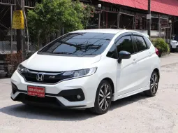 2019 Honda JAZZ 1.5 i-VTEC รถเก๋ง 5 ประตู ผ่อน 9,000.-/6 ปี
