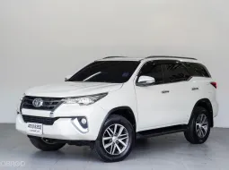 Toyota Fortuner 2.8 V 2015 รถ SUV มือสองสภาพดี