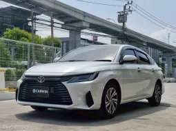 2024 Toyota Yaris Ativ 1.2 Premium Luxury รถเก๋ง 4 ประตู 