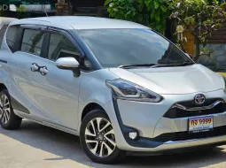 2020 Toyota Sienta 1.5 V รถตู้/MPV ไมเนอร์เชนจ์ รถมือเดียว ไมล์ 7 หมื่นกิโลแท้ รถสวยสภาพดี ครับ
