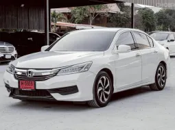 2018 Honda ACCORD 2.0 รถเก๋ง 4 ประตู รถบ้านมือเดียว 