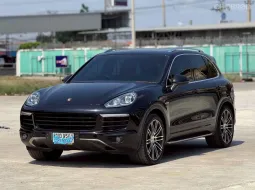 Porsche Cayenne 3.0 E-Hybrid 2015 พร้อมใช้งานทันที รถสวย ไมล์น้อย  
