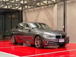  2015 BMW 320D SPORT รถ SERVICEชุดใหญ่มาเรียบร้อยแล้ว วิ่งน้อย ประวัติศูนย์ครบ รถไม่มีอุบัติเหตุครับ