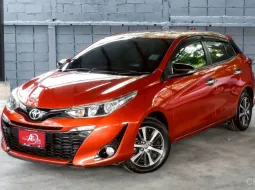 TOYOTA YARIS 1.2 G TOP ห้าประตู A/T ปี2019(แท้)(mnc) สีส้ม