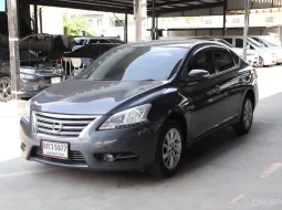 2013 Nissan Sylphy 1.8 รถเก๋ง 4 ประตู 