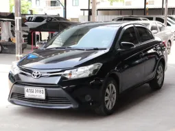 2015 Toyota VIOS 1.5 E รถเก๋ง 4 ประตู 
