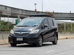 HONDA FREED 1.5 E ( MNC ) ปี 2013 จดทะเบียน 2015