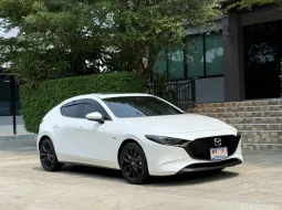 2022 MAZDA 3 2.0SP รุ่นพิเศษ 100th Anniversary รถมือเดียว 30,000 กม สภาพป้ายแดง ไม่มีอุบัติเหตุครับ