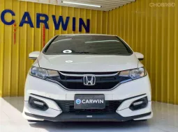 2020 Honda JAZZ 1.5 i-VTEC รถเก๋ง 5 ประตู 