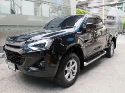 2025 ISUZU DMAX CAB HI-LANDER 1.9 Z เกียร์ธรรมดา สีดำ วิ่งน้อย 10,655 กม. มือเดียว รถสวยสภาพใหม่ 