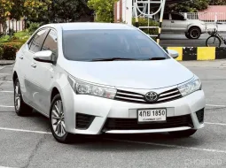 Toyota Corolla Altis 1.8 ปี 2015 รถมือสองสภาพดี ราคาถูก 
