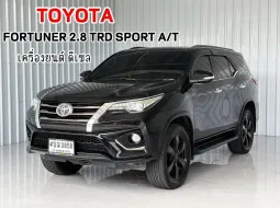 รถครอบครัว 7 ที่นั่ง ขับ2 Toyota Fortuner 2.8 TRD Sportivo SUV รถสภาพดี มีประกัน