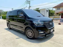 HYUNDAI H1 2.5 DELUXE AT 2021