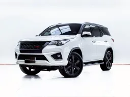 5C823 TOYOTA FORTUNER 2.8 TRD SPORTIVO 4WD 2017