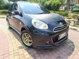 Nissan March 1.2 vl ตัวทัอปสุด ปี 2011 สภาพดี