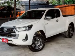 TOYOTA HILUX REVO 2.4 PRERUNNER MID CAB TOP M/T ปี2021(แท้) mnc โฉมหมูป่า สีขาว