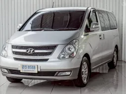 HYUNDAI H-1 2.5 DELUXE ปี 2011 สีเทา AT โฉม ปี08-18