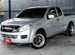 ISUZU DMAX 2.5S Space Cab โฉมdaylight M/T ปี2013 จด ปี2014 สีเทา